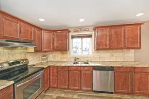150 Hallock Landing Rd, Rocky Point, NY 11778 - Photo 14