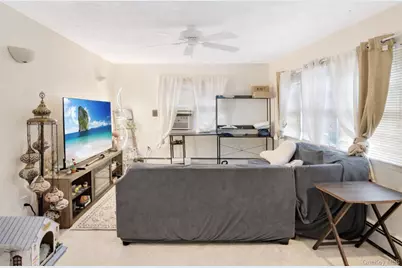 8 Evergreen Road, Rocky Point, NY 11778 - Photo 2