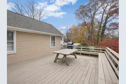8 Evergreen Road, Rocky Point, NY 11778 - Photo 8