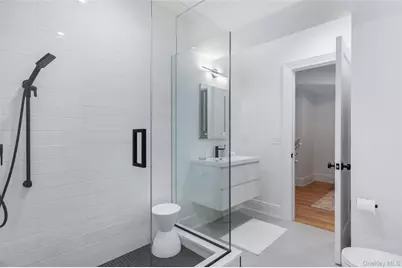 16 Myrtledale Road, Scarsdale, NY 10583 - Photo 38