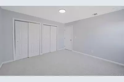 445 45th Street, Copiague, NY 11726 - Photo 16