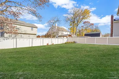 445 45th Street, Copiague, NY 11726 - Photo 36