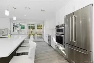 1697 Bay Blvd, Atlantic Beach, NY 11509 - Photo 10