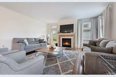 5041 Goodridge Avenue, Bronx, NY 10471 - Photo 12