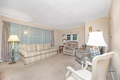 4 Florida Avenue, Copiague, NY 11726 - Photo 8