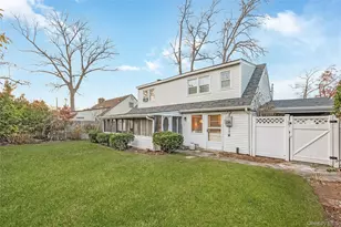 4 Florida Ave, Copiague, NY 11726 - Photo 4