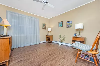 4 Florida Avenue, Copiague, NY 11726 - Photo 16