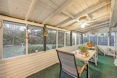 4 Florida Avenue, Copiague, NY 11726 - Photo 14