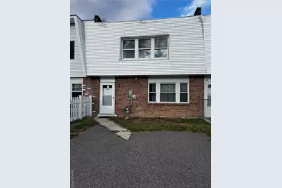 8 Whitman Court, Middletown, NY 10941 - Photo 1