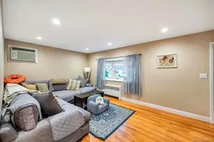 24 W Oak St, Farmingdale, NY 11735 - Photo 6