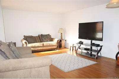 87-30 204 Street #APT-A54, Hollis, NY 11423 - Photo 6