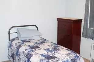 87-30 204th St, Hollis, NY 11423 - Photo 16