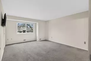 8 Knightsbridge, Poughkeepsie, NY 12603 - Photo 14