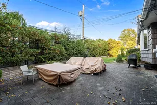 158 Old Courthouse Rd, Manhasset Hills, NY 11040 - Photo 40