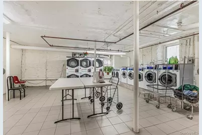 2081 Cruger Avenue Cruger #1K, Bronx, NY 10462 - Photo 6