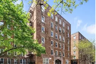 2081 Cruger Ave Cruger, Bronx, NY 10462 - Photo 2