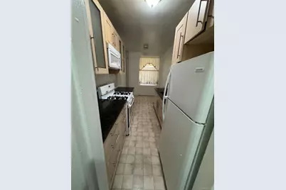 2081 Cruger Avenue Cruger #1K, Bronx, NY 10462 - Photo 10