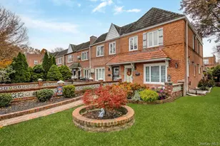 62-02 78th St, Middle Village, NY 11379 - Photo 2