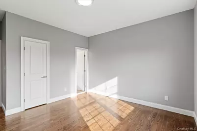 3421 Hawthorne Drive N, Wantagh, NY 11793 - Photo 20