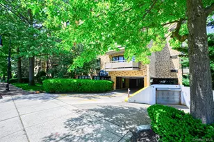 141 Great Neck Rd, Great Neck, NY 11021 - Photo 40