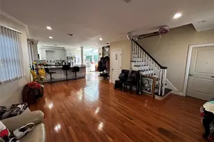 44 Buffet Pl, Huntington Station, NY 11746 - Photo 4