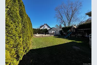 44 Buffet Place, Huntington Station, NY 11746 - Photo 10