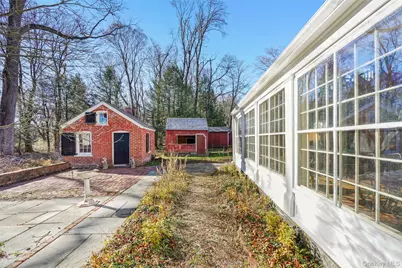 25 Greenwich Road, Bedford, NY 10506 - Photo 8