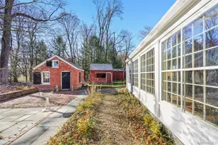 25 Greenwich Rd, Bedford, NY 10506 - Photo 8