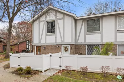 87 Birchwood Road, Medford, NY 11763 - Photo 2