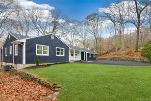 150 Remsen Rd, Wading River, NY 11792 - Photo 2