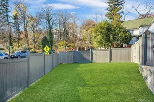 36 Lynwood Rd, Scarsdale, NY 10583 - Photo 4