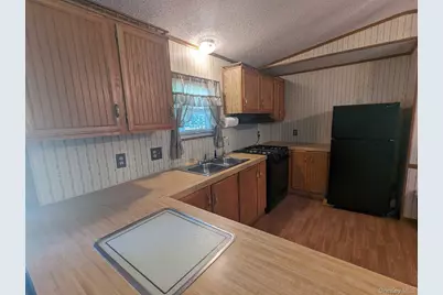 132 North Montgomery Street #C11, Walden, NY 12586 - Photo 4