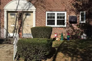 224-11 Kingsbury Ave, Oakland Gardens, NY 11364 - Photo 2