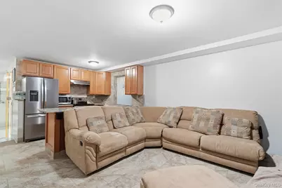 1679 Unionport Road, Bronx, NY 10462 - Photo 28