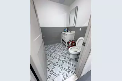 108-61 Roosevelt Ave, Corona, NY 11368 - Photo 8