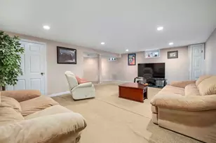 19 Hillside Ave, Suffern, NY 10901 - Photo 16