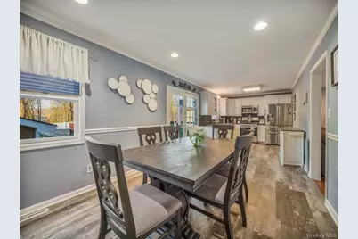 19 Hillside Avenue, Suffern, NY 10901 - Photo 8