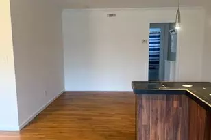 250 Artist Lake Dr, Middle Island, NY 11953 - Photo 6