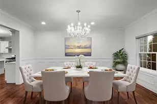 22 Preston Ln, Syosset, NY 11791 - Photo 12