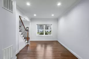 22 Preston Ln, Syosset, NY 11791 - Photo 20