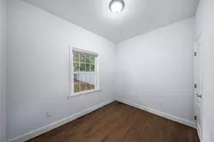 22 Preston Ln, Syosset, NY 11791 - Photo 16