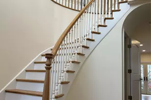 19 Sunlight Hill, Yonkers, NY 10704 - Photo 6