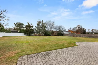 6 Sunny Lane, Bay Shore, NY 11706 - Photo 20