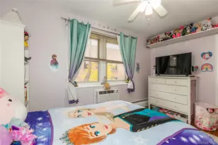 45 Hill Park Ave, Great Neck, NY 11021 - Photo 20