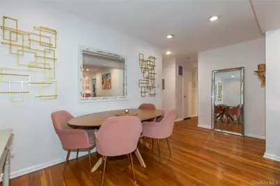 45 Hillpark Avenue #2L, Great Neck, NY 11021 - Photo 12