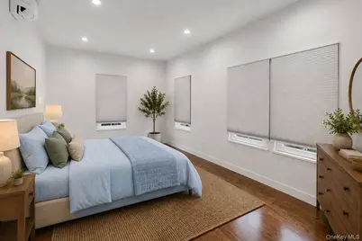 1431 Old Northern Boulevard #5, Roslyn, NY 11576 - Photo 16
