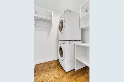 1431 Old Northern Boulevard #3, Roslyn, NY 11576 - Photo 18