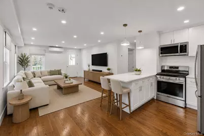1431 Old Northern Boulevard #3, Roslyn, NY 11576 - Photo 6