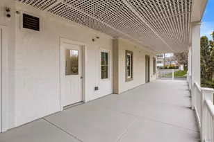 1431 Old Northern Blvd, Roslyn, NY 11576 - Photo 6