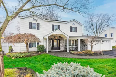 42 Tulip Grove Drive, Lake Grove, NY 11755 - Photo 2